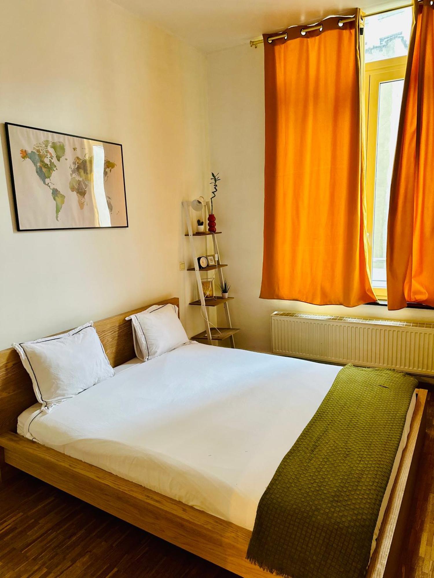 Down-Town 1 Bedroom Flat บรัสเซลส์ ภายนอก รูปภาพ